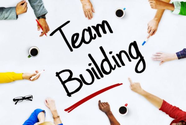 Cách gắn kết nhân viên trong doanh nghiệp bằng 10 trò Team building 1